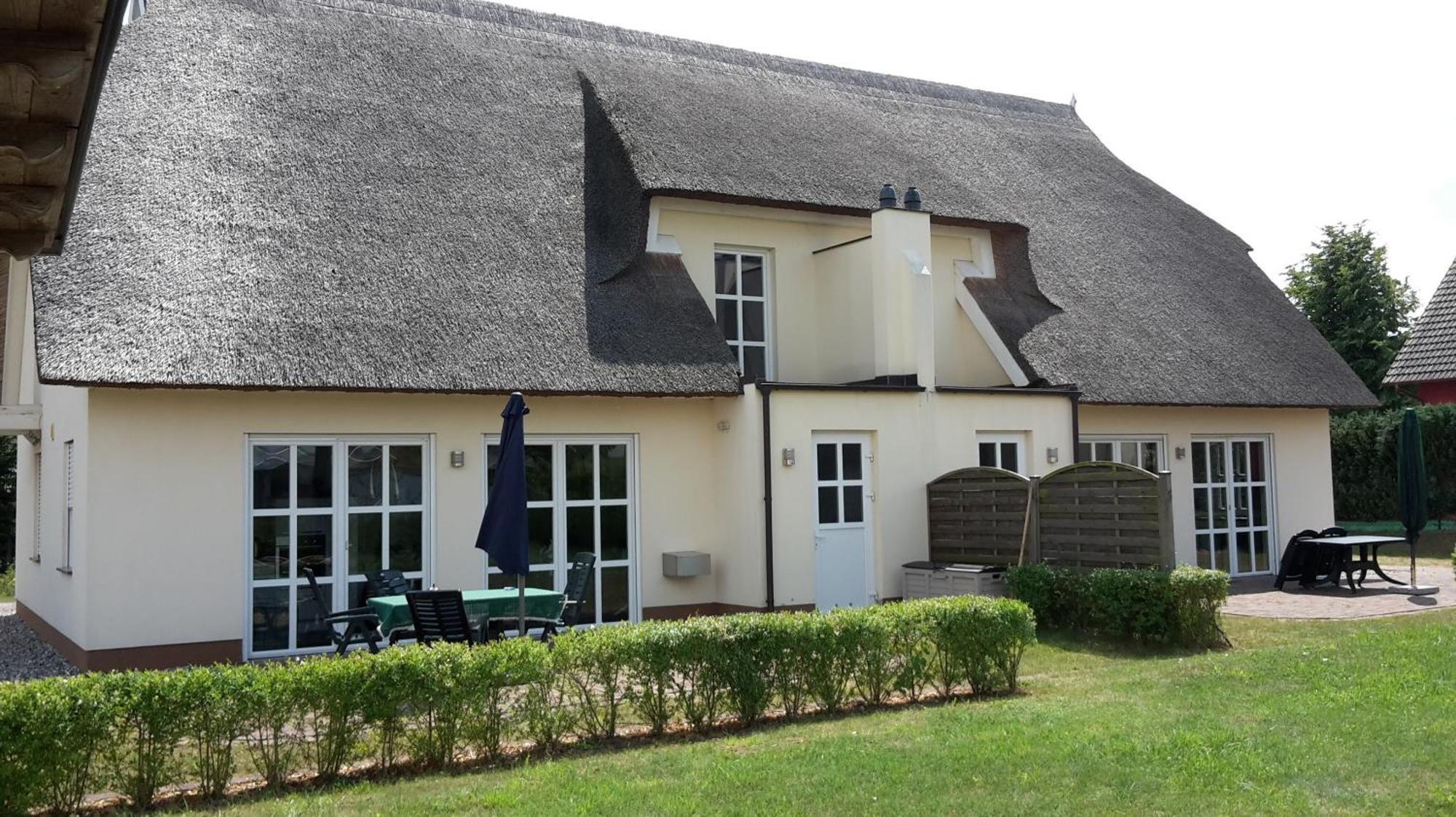 Haeuschen "Tante Waltraut" Villa Garz  Luaran gambar